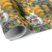 Autumn White Squirrel On a Tree Stump ラッピングペーパー (ロールコーナー)