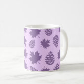 Autumnal Leafs in Purple Tones - Nature Pattern コーヒーマグカップ (正面右)
