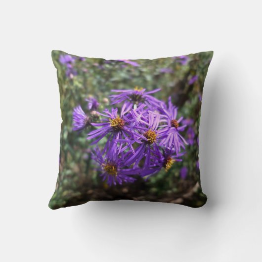 Autumn's Purple Glow クッション (裏面)