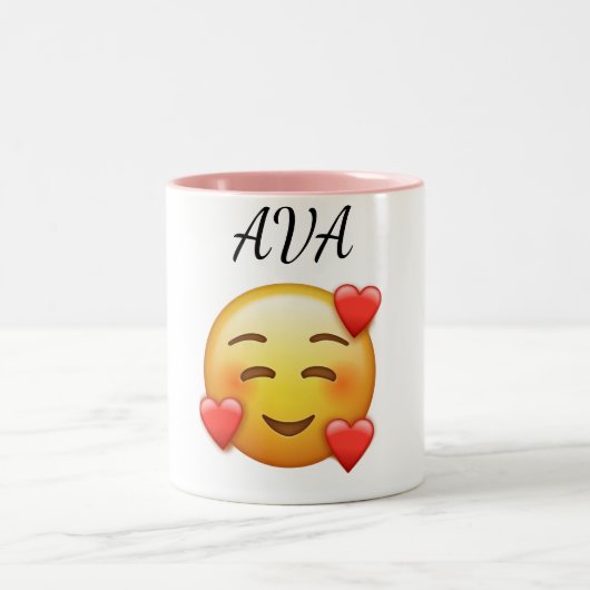 Ava Personalized Mug with Hearts Emoji ツートーンマグカップ (中央)