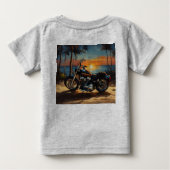 「Avengers Adventure:ベビーTシャツとバイクデザイン ベビーTシャツ (裏面)