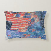 Avenue in the Rain by Frederick Childe Hasssam アクセントクッション (正面)