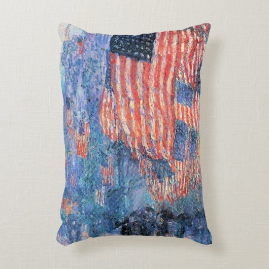 Avenue in the Rain by Frederick Childe Hasssam アクセントクッション (正面(垂直))