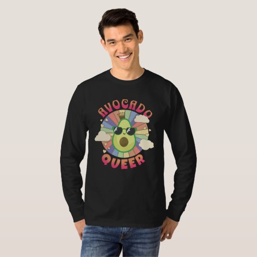 Avocado Queer Gay and Lesbian  Fruits LGBT Pride Tシャツ (正面フル)