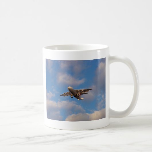 Avro RJ85ジェット機の着陸 コーヒーマグカップ (右)