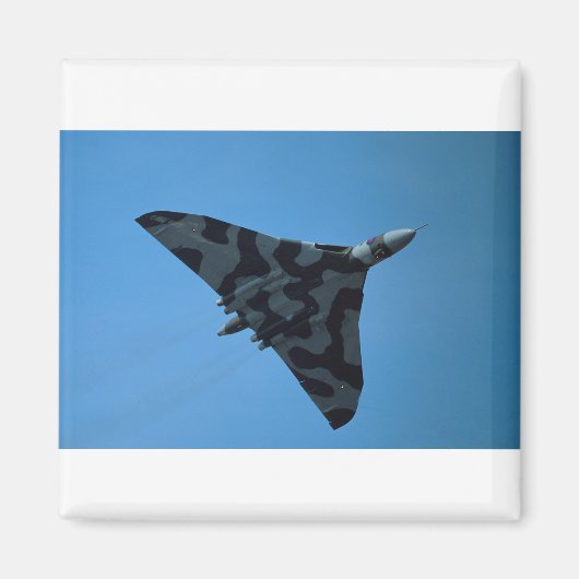 Avro Vulcan B2、XH-558 マグネット (正面)
