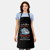 Aw Ship Its A Family Christmas Trip 2025 Matching エプロン (着用した状態)