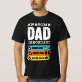 Awesome Dad Checklist Funny Father’s Day Tシャツ (正面)