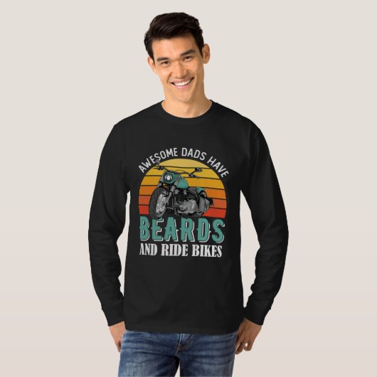 Awesome Dads Have Beards Funny Motorcycle Daddy Bi Tシャツ (正面フル)