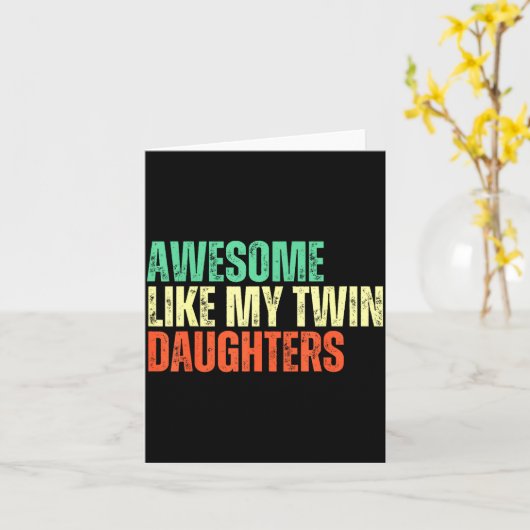 Awesome Like My Twin Daughters Funny Mom Dad Paren カード (黄色い花)