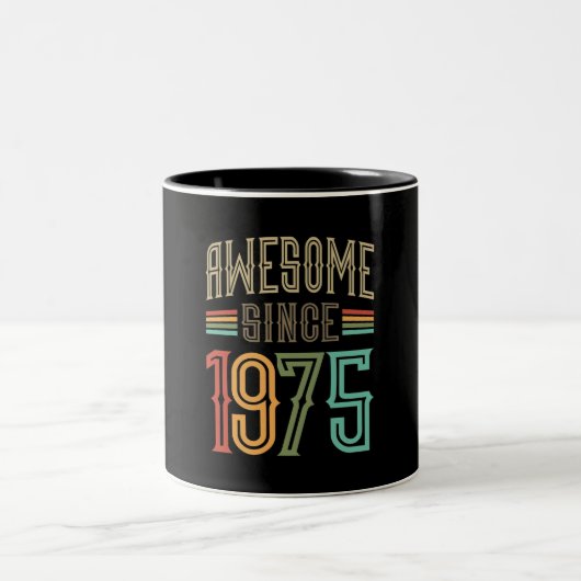 Awesome Since 1975 47th Birthday Funny Retro ツートーンマグカップ (中央)