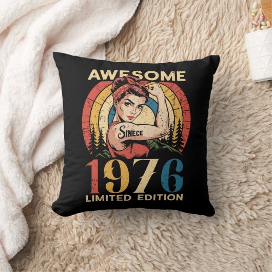 Awesome Since 1976 50th Women's Birthday Retro  クッション (ブランケット)