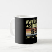 Awesome Since 1981 Birthday コーヒーマグカップ (正面左)