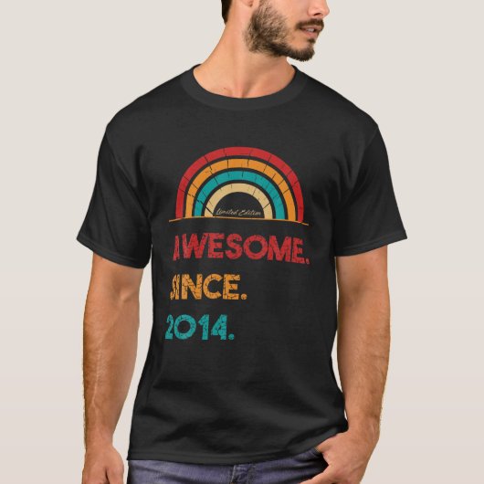 Awesome Since 2014 8Th Birthday Rainbow Gifts Born Tシャツ (正面)