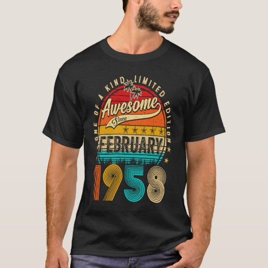 Awesome Since February 1958 65 Years Old 65th Birt Tシャツ (正面)