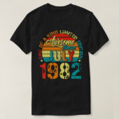 Awesome Since July 1982 40 Years Old 40th Birthday Tシャツ (デザイン正面)