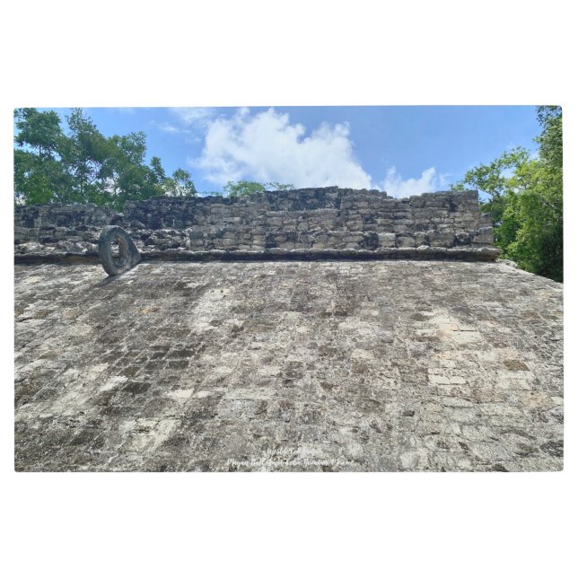 aWorld2：マヤ祝ンボールコート メタルプリント (正面)