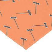 Axes on orange ショートテーブルランナー (コーナー)