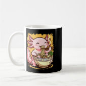 Axolotl Eating Ramen Noodles  コーヒーマグカップ (左)