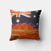 Ayersの石のオーストラリア人の旗 クッション (裏面)