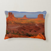 AZ，モニュメントバレー，ミッテンズ アクセントクッション (裏面)