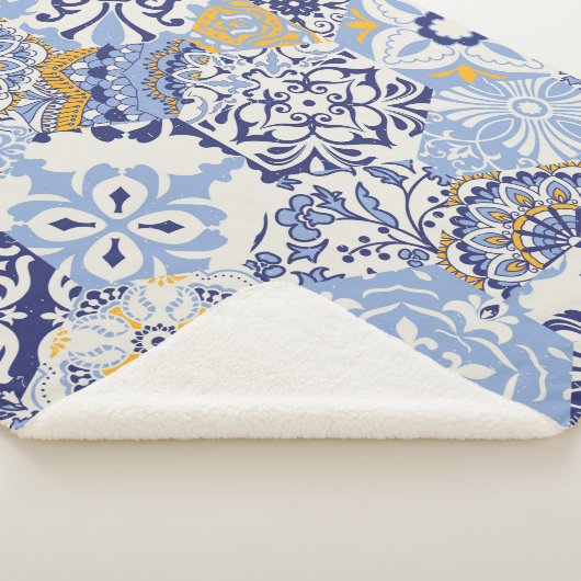 Azulejosはパッチワークをタイル状にしている。シームレスなカラフルパッチ シェルパブランケット (3/4)