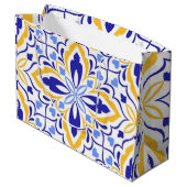 Azure Elegance Blue and Gold Floral Mosaic ラージペーパーバッグ (裏面アングル)