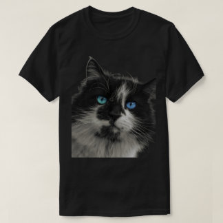 Azure Soul 黒猫の青い目 Tシャツ