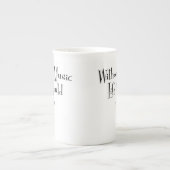 Bの扁平骨の中国のマグ ボーンチャイナマグカップ (正面)