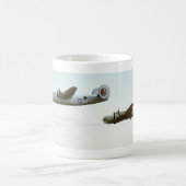 B24およびB17飛んでいるなマグ コーヒーマグカップ (中央)