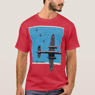 B25ミッチェル第2次世界大戦爆撃機海上空 Tシャツ