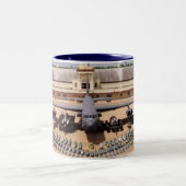 B52完全な腕のマグ ツートーンマグカップ (中央)