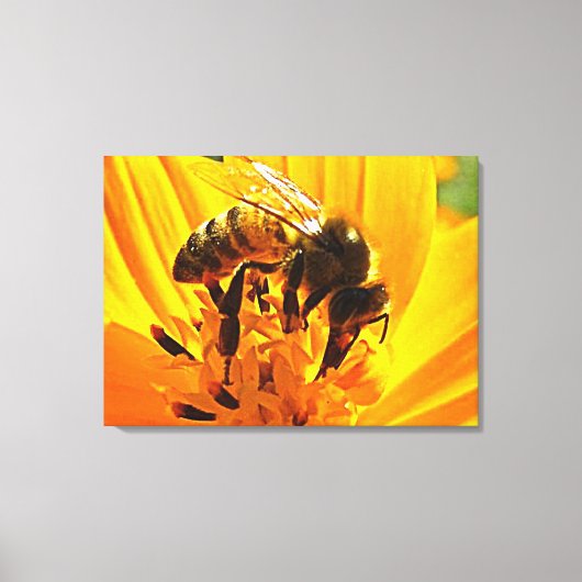 B.花に乗る キャンバスプリント (正面)