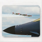 B-1爆撃機・第二次世界大戦の戦闘機 マウスパッド (正面)