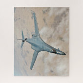 B-1B飛行中の翼が完全に前方に掃引 ジグソーパズル (縦)