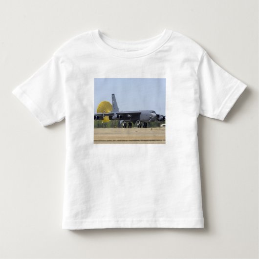 B-52ストラトフォレスはドラッグシュートを展開 トドラーTシャツ (正面)