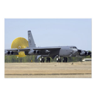 B-52ストラトフォレスはドラッグシュートを展開 フォトプリント           