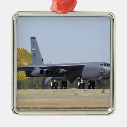 B-52ストラトフォレスはドラッグシュートを展開 メタルオーナメント (正面)