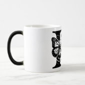 B Alphabet black butterfly モーフィングマグカップ (左)