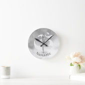 B&WヨガインストラクターメディテーションツリーポーズOMシンボル ラウンド壁時計 (ホーム)