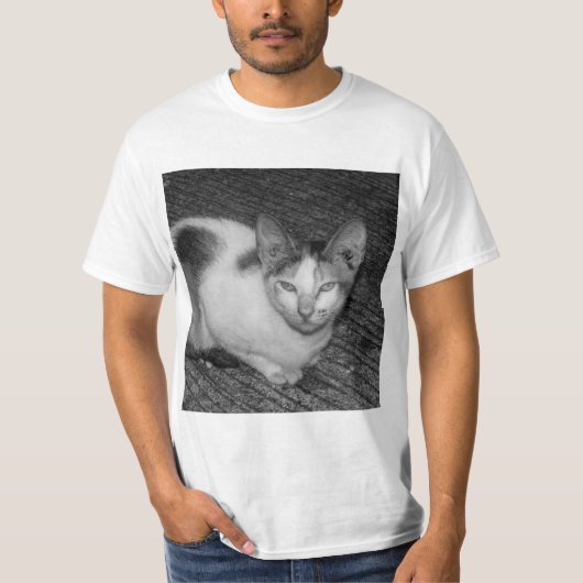 B&W - 猫 03 Tシャツ (正面)