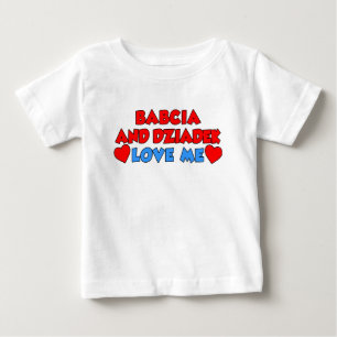 BabciaおよびDziadekは私を愛します ベビーTシャツ