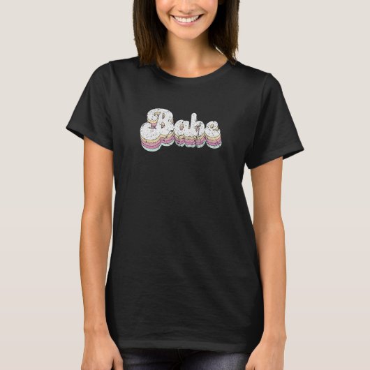 Babe Retro Bride Cute Bridesmaid Bachelorette Part Tシャツ (正面)