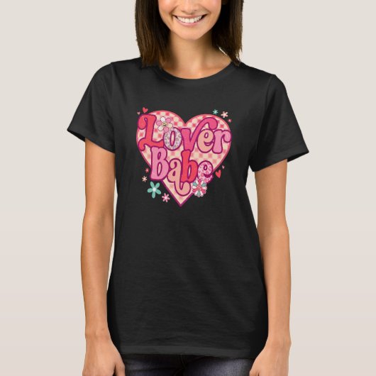 Babe Retro Happy Valentine's Day Groovy Heart Tシャツ (正面)