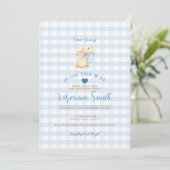 Baby Blue Gingham Bunny Baby Shower Invitation 招待状 (スタンド正面)