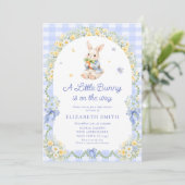 Baby Bunny Cute Rabbit Gingham Boy Baby Shower 招待状 (スタンド正面)