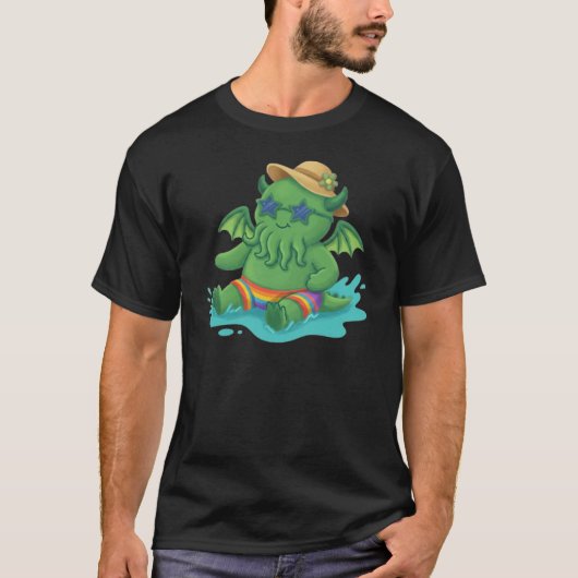 Baby Cthulhu frolicking in water Tシャツ (正面)