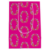 Baby girl floral pattern ミディアムペーパーバッグ (裏面)