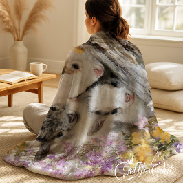 Baby Goats in Autumn Foliage 10 フリースブランケット