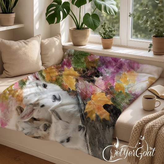 Baby Goats in Autumn Foliage 8 フリースブランケット